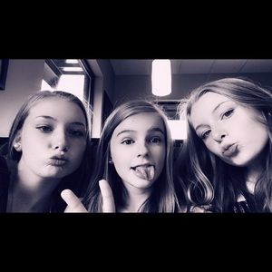 Meet your Posher, Emma